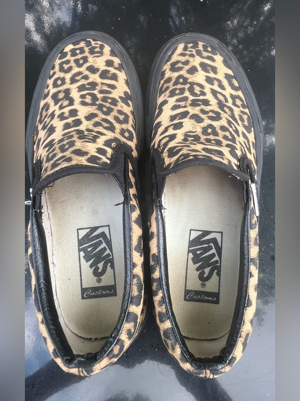 Vans Leopard Print Slip-On Loafers - Black & Tan size 6 - Picture 4 of 7